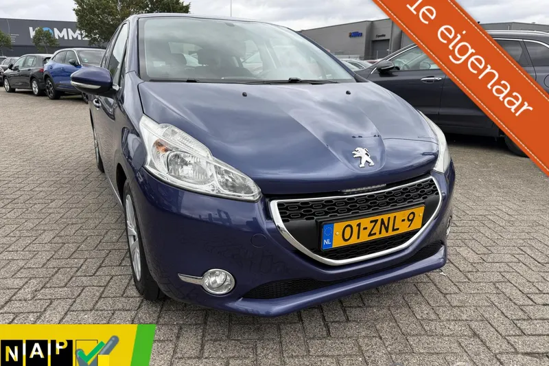 Peugeot 208 (2013)