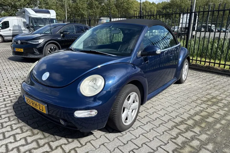 Volkswagen New Beetle (2005)