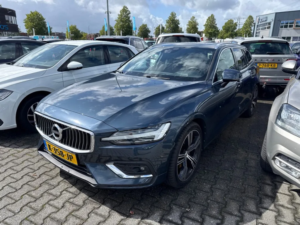Volvo V60 (2021) — foto 1