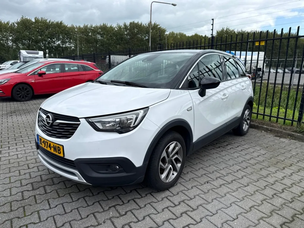 Opel Crossland (2019) — foto 1