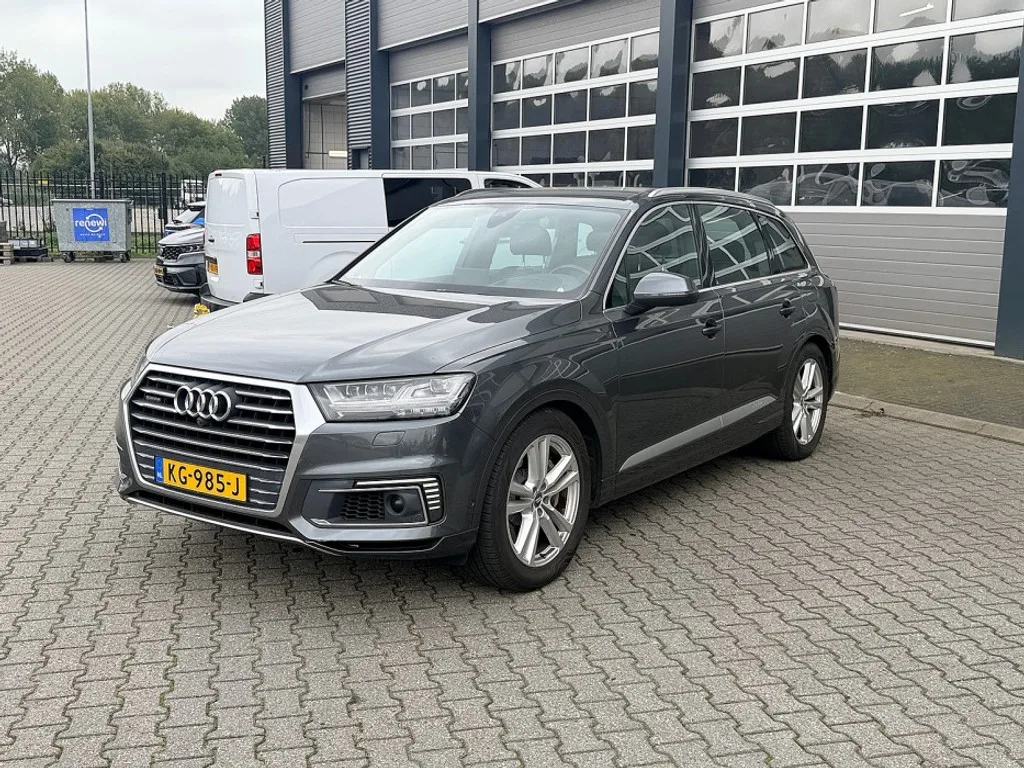 Audi Q7 (2016) — foto 1