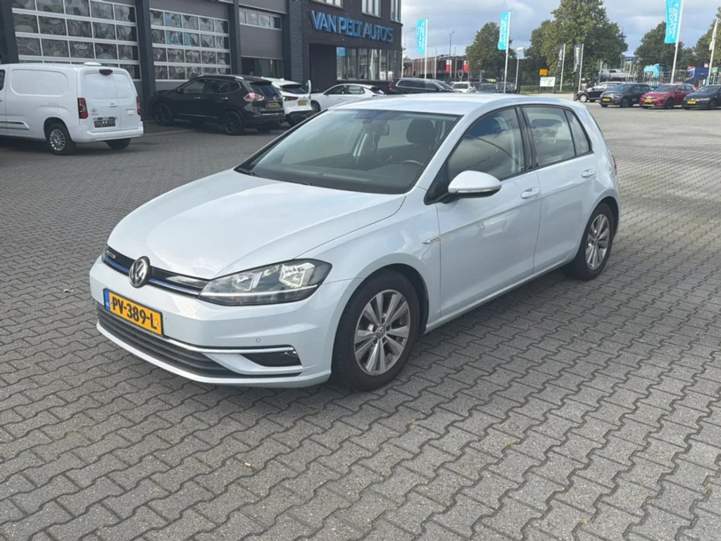 Volkswagen Golf (2017) — foto 1