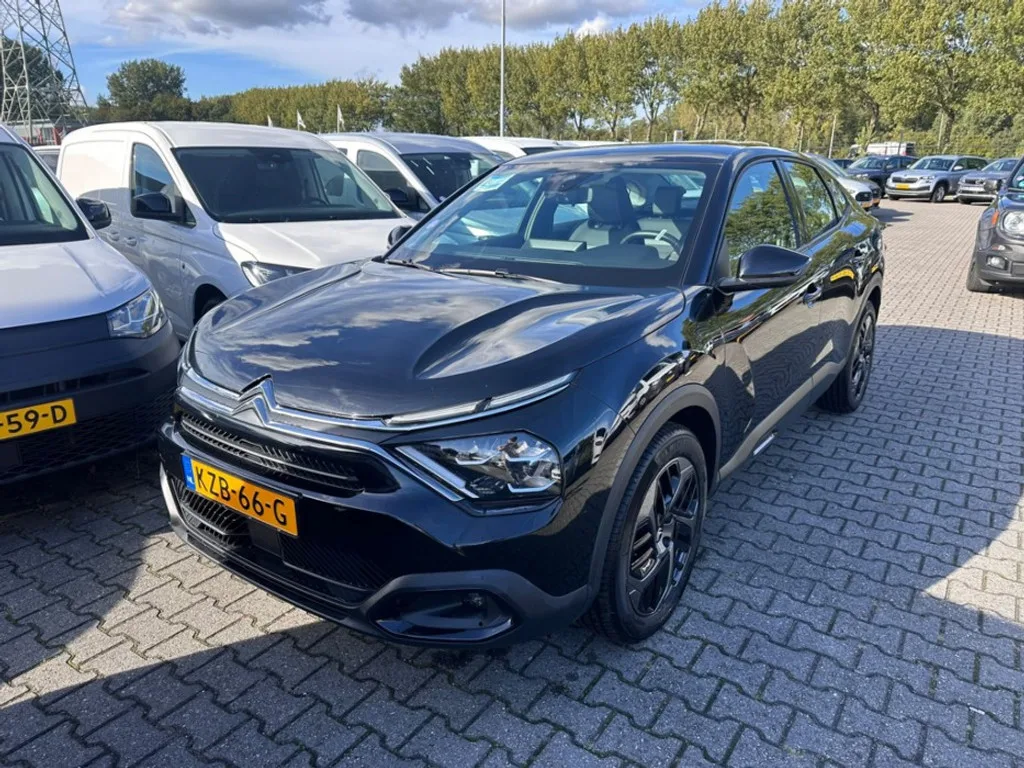 Citroën C4 X (2023) — foto 1