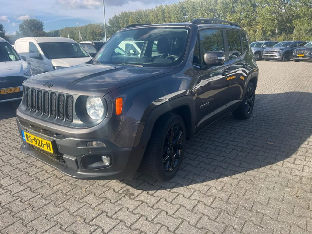 Jeep Renegade (2018) — foto 1