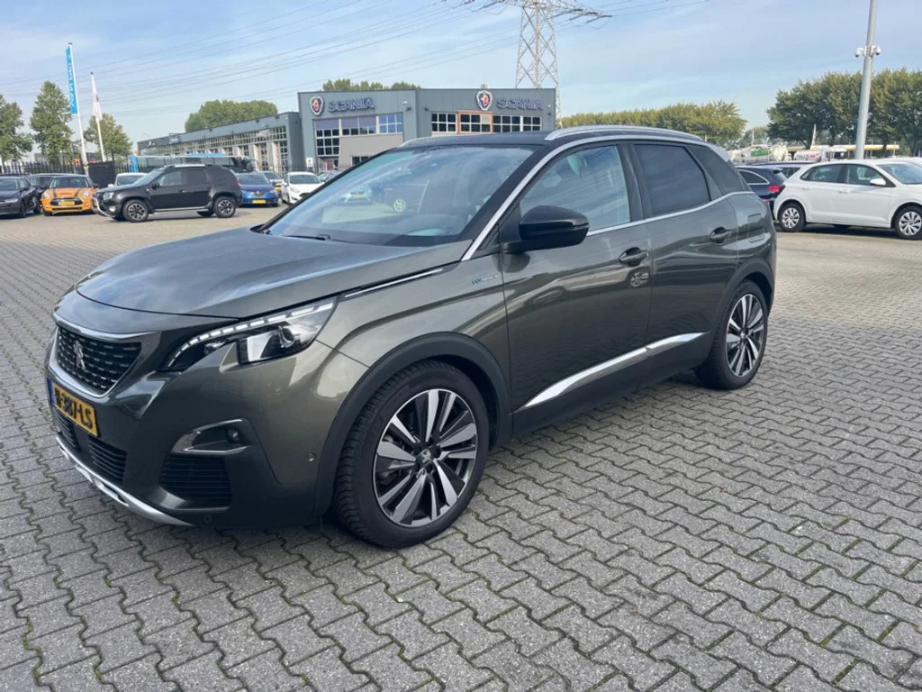Peugeot 3008 (2020) — foto 1