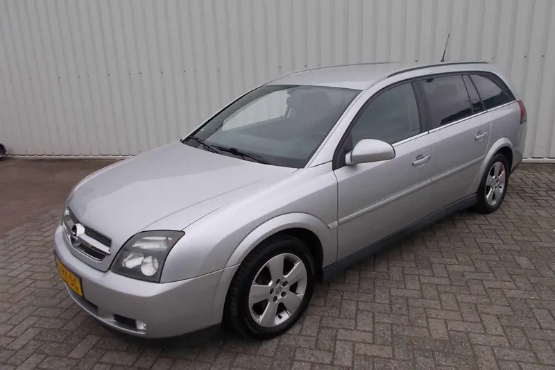 Opel Vectra (2005)