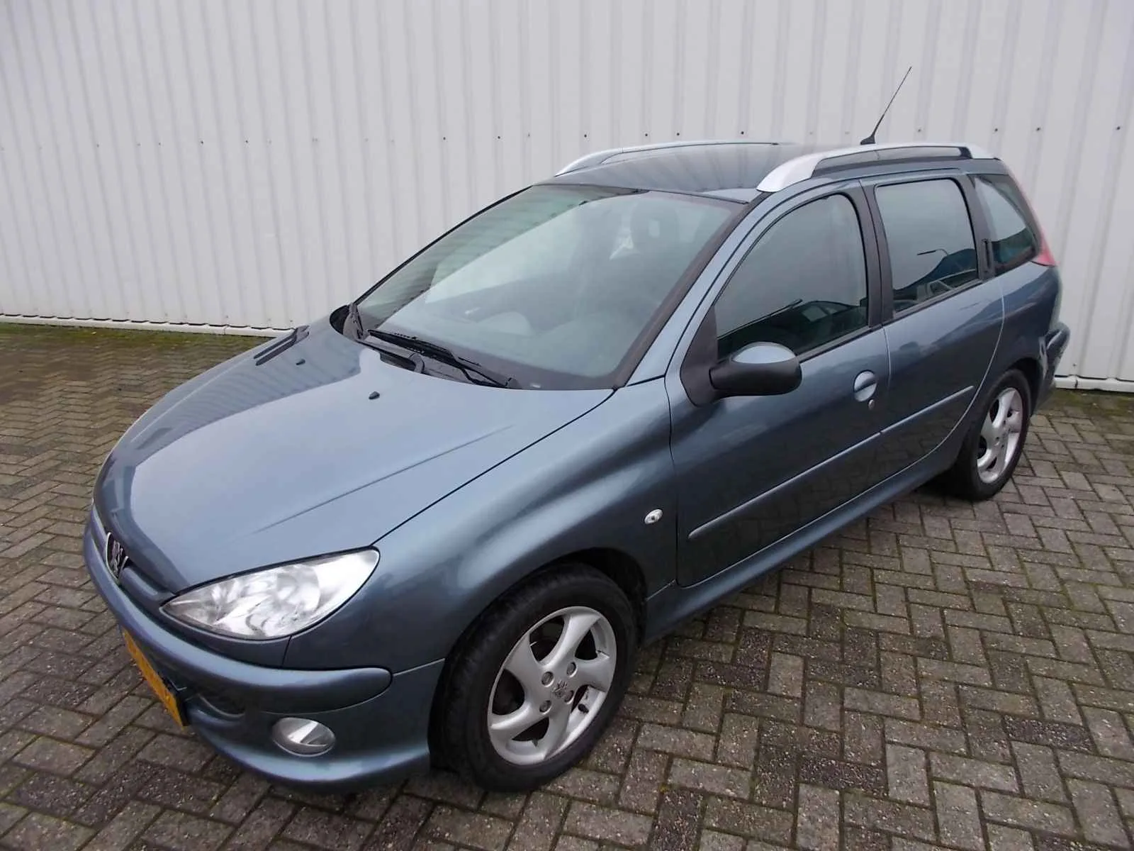 Peugeot 206 (2007) — foto 1