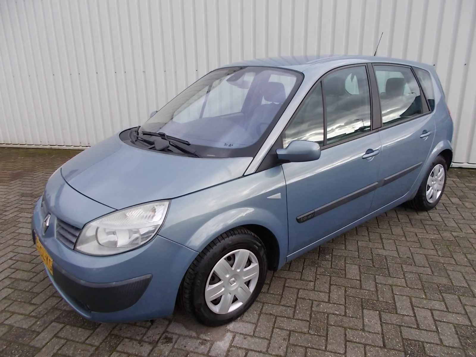 Renault Scénic (2006) — foto 1