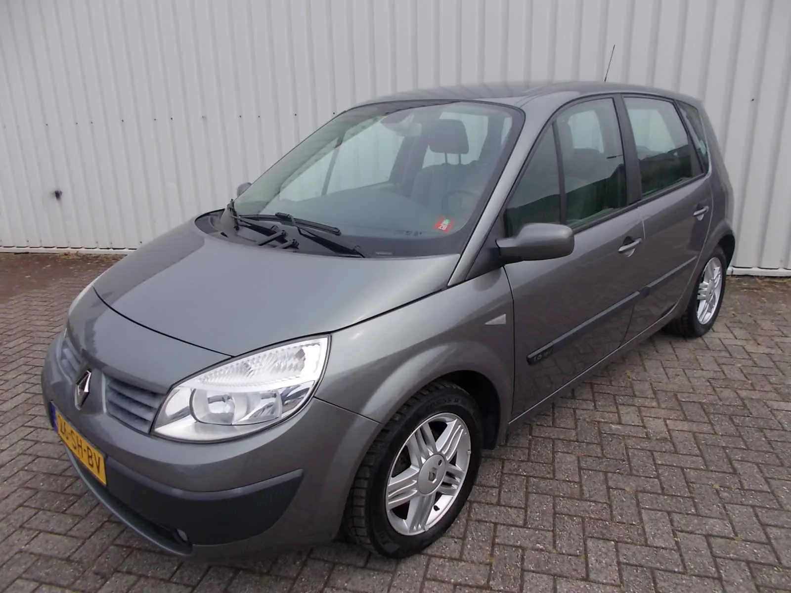 Renault Scénic (2006) — foto 1