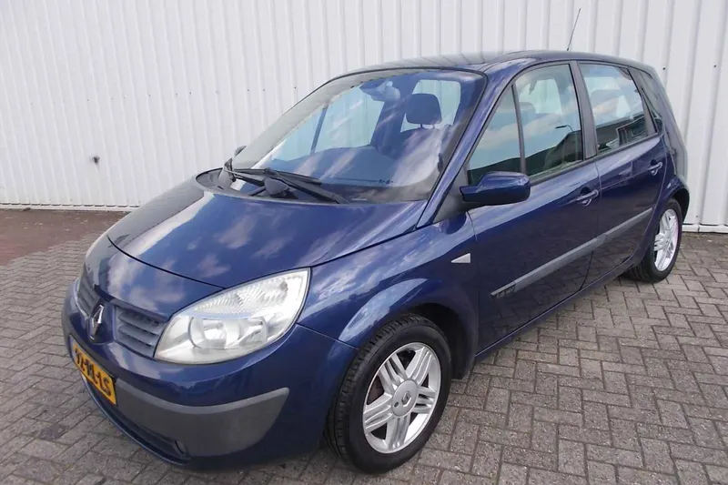 Renault Scénic (2005)