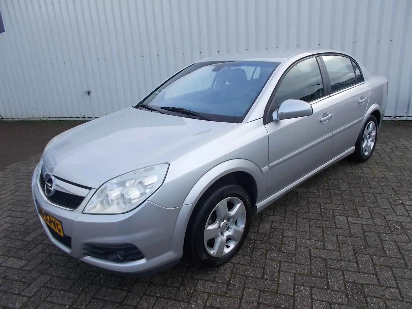 Opel Vectra (2007) — foto 1