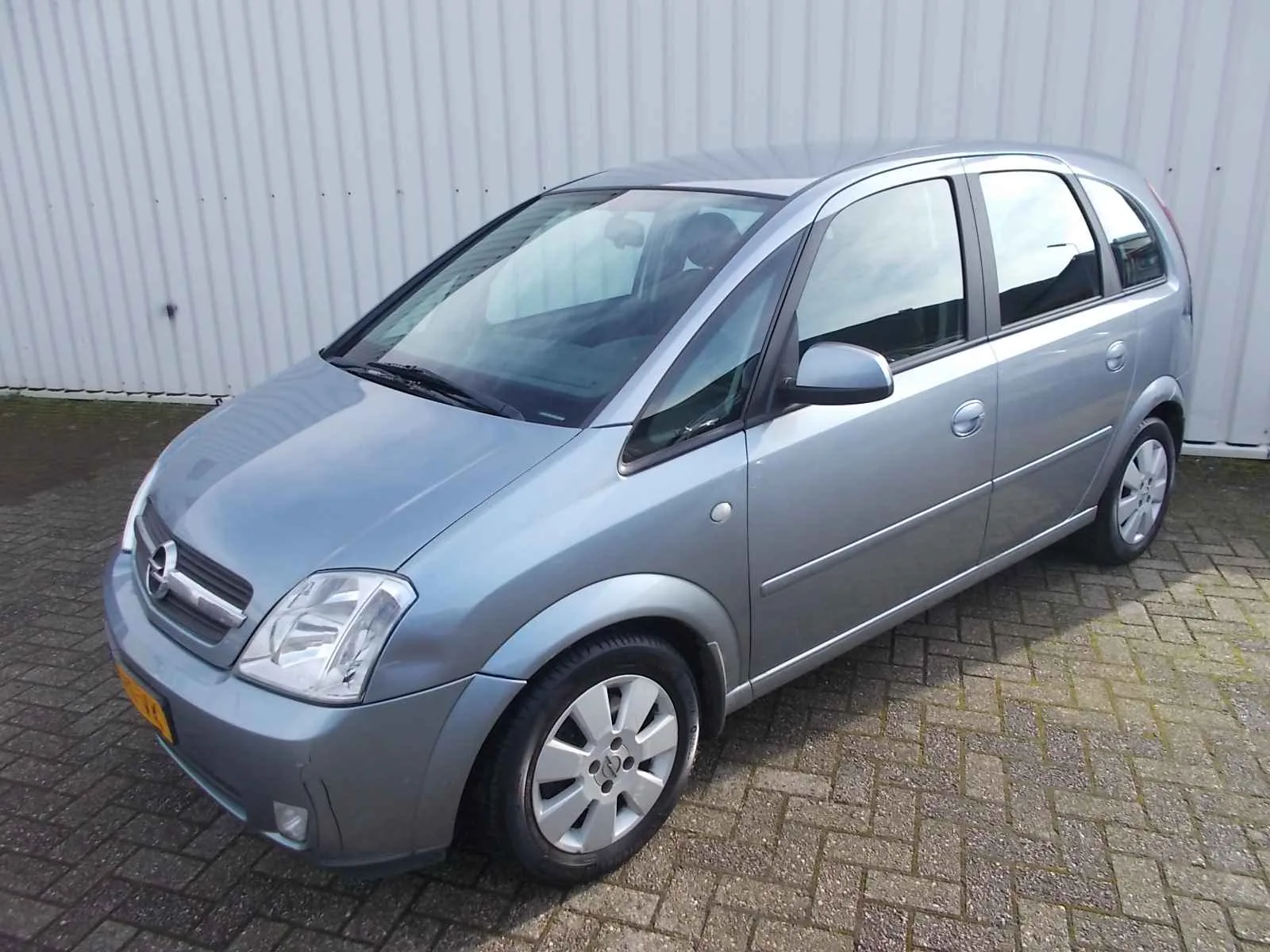 Opel Meriva (2004) — foto 1