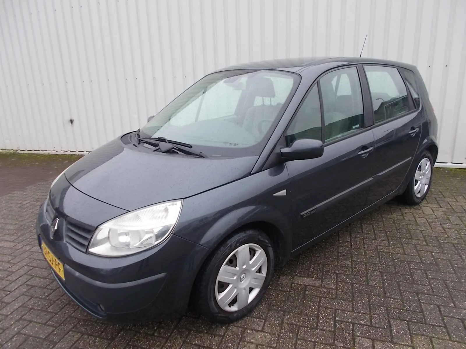 Renault Scénic (2006) — foto 1
