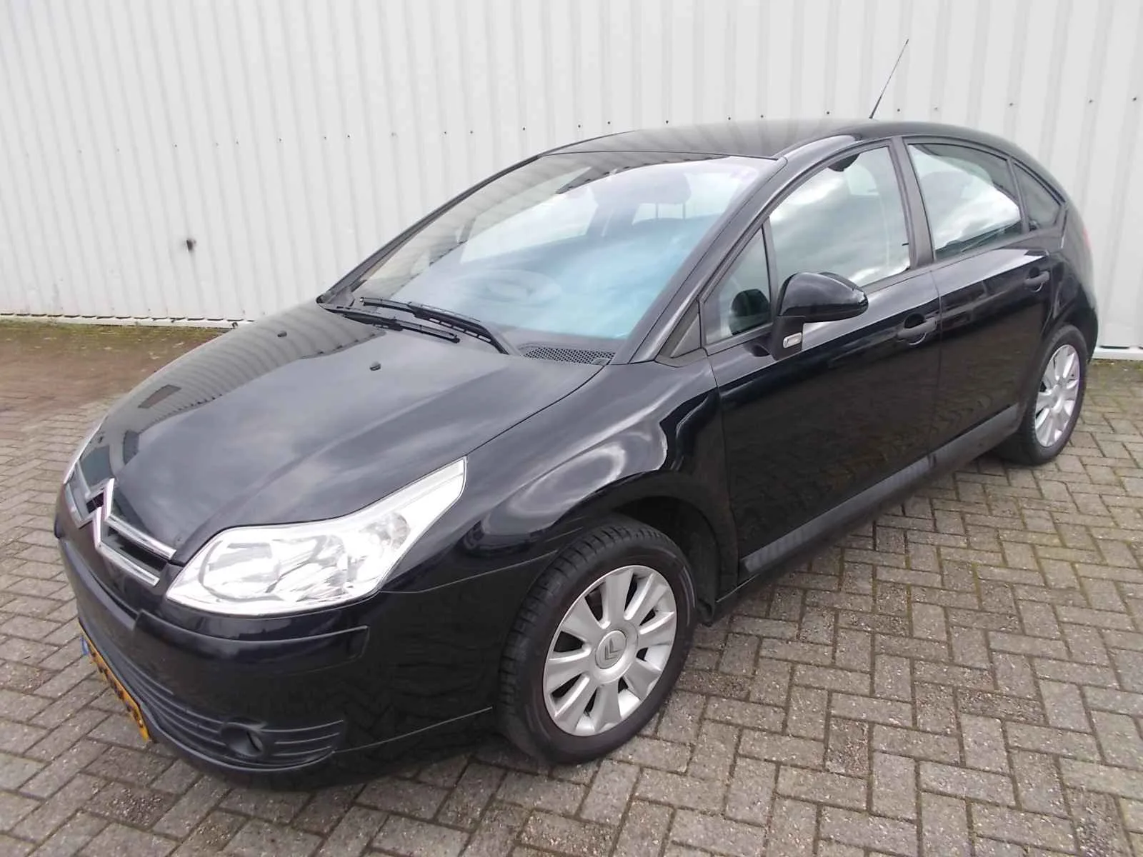 Citroën C4 (2008) — foto 1