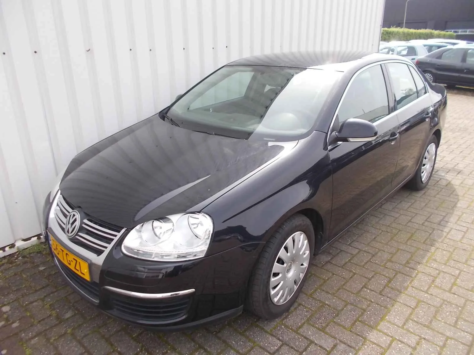 Volkswagen Jetta (2006) — foto 1
