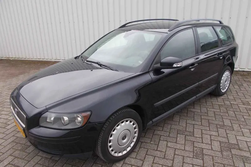 Volvo V50 (2006)