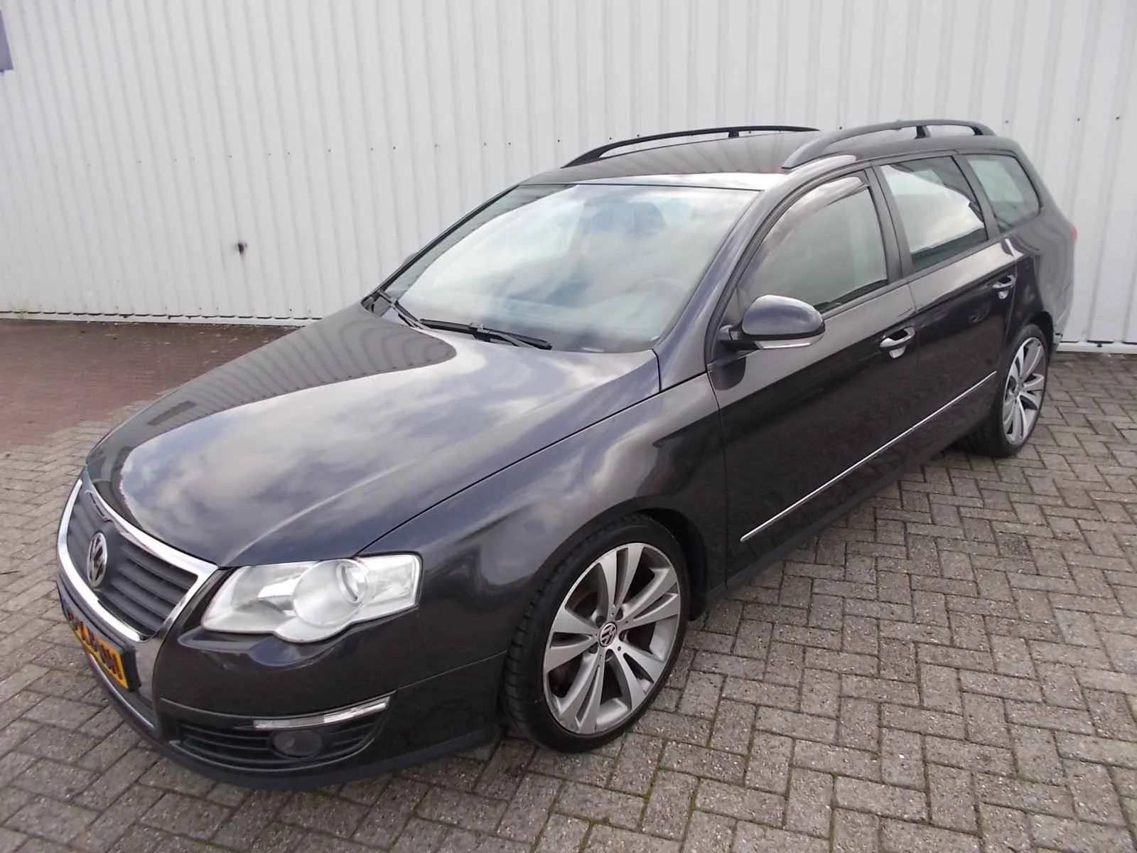 Volkswagen Passat (2007) — foto 1