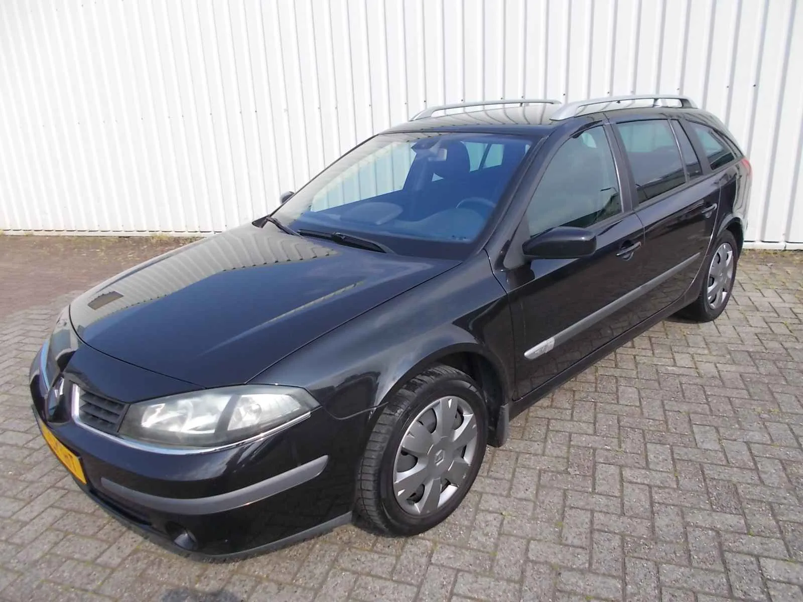 Renault Laguna (2006) — foto 1