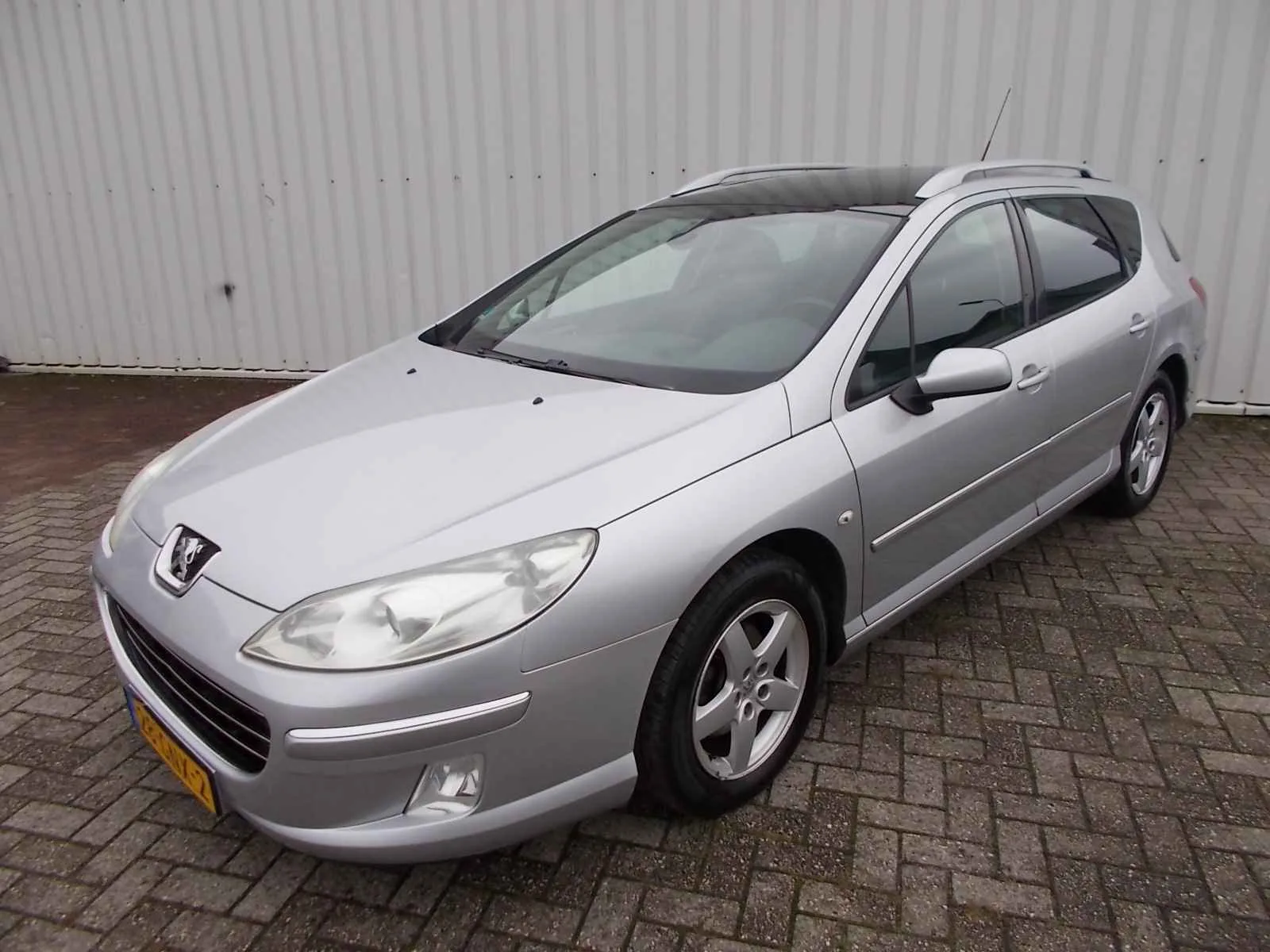 Peugeot 407 (2008) — foto 1