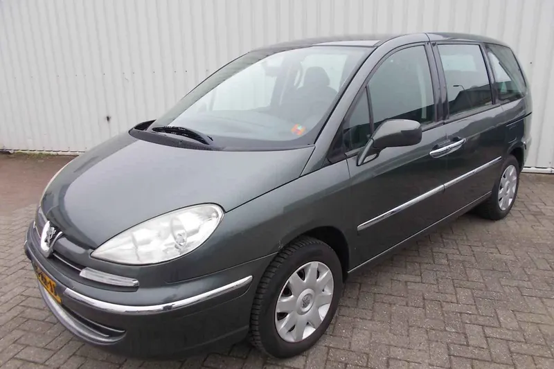 Peugeot 807 (2008)