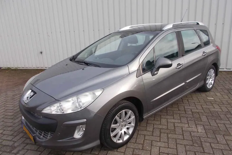 Peugeot 308 (2008)