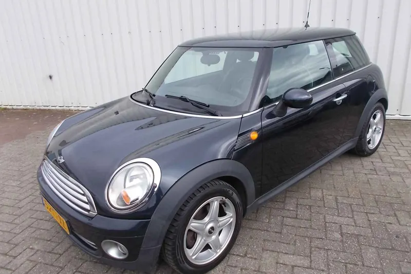 MINI Cooper (2007)