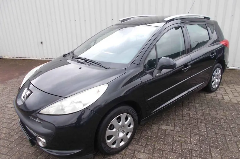 Peugeot 207 (2009)