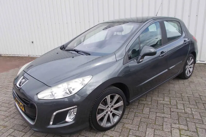 Peugeot 308 (2012)