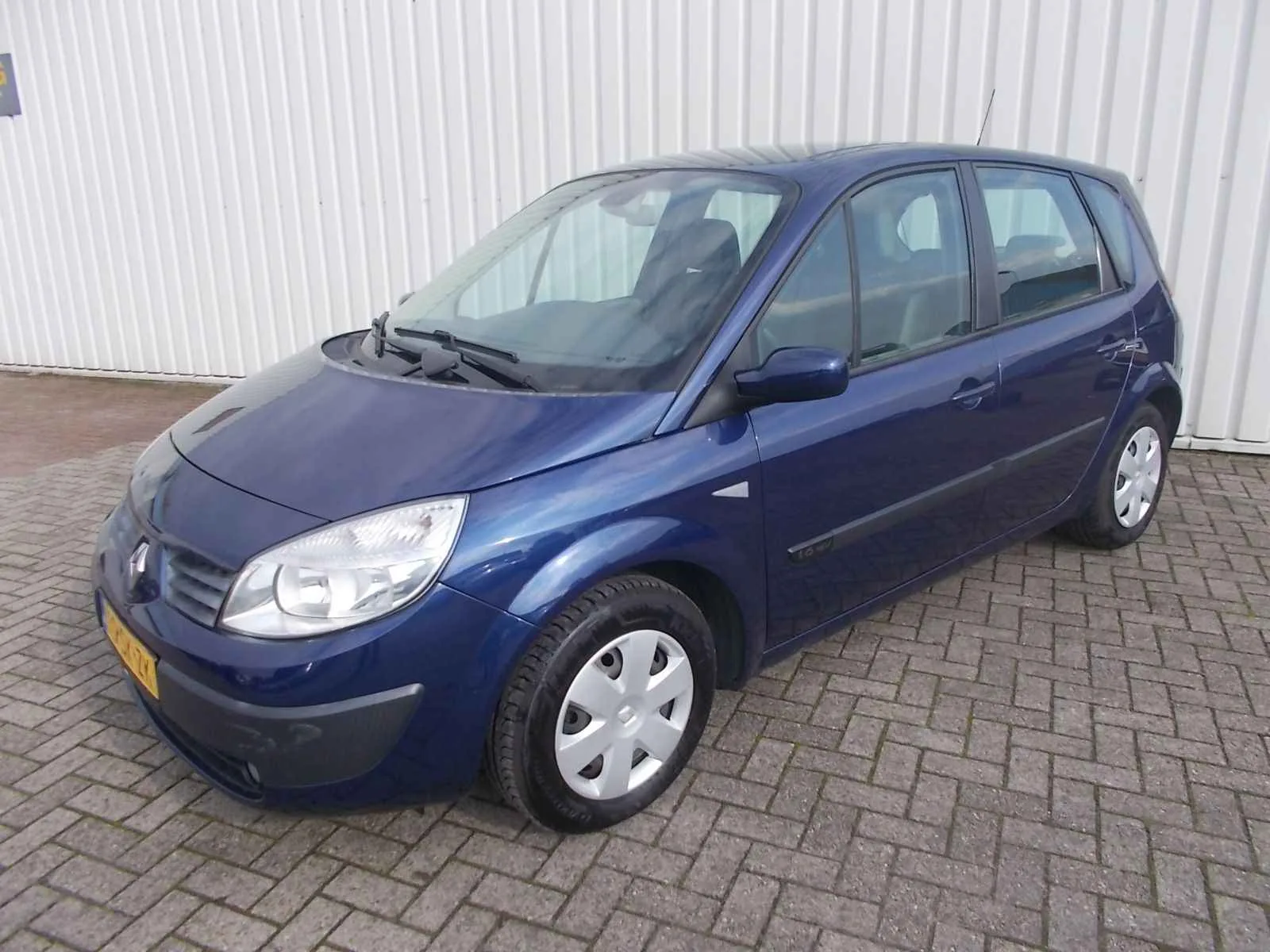 Renault Scénic (2006) — foto 1