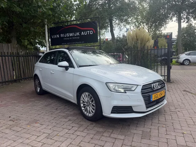 Audi A3 (2018) — foto 1