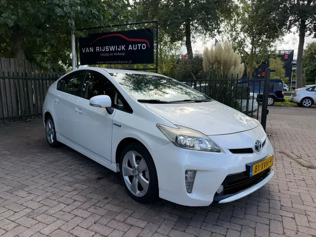 Toyota Prius (2012) — foto 1