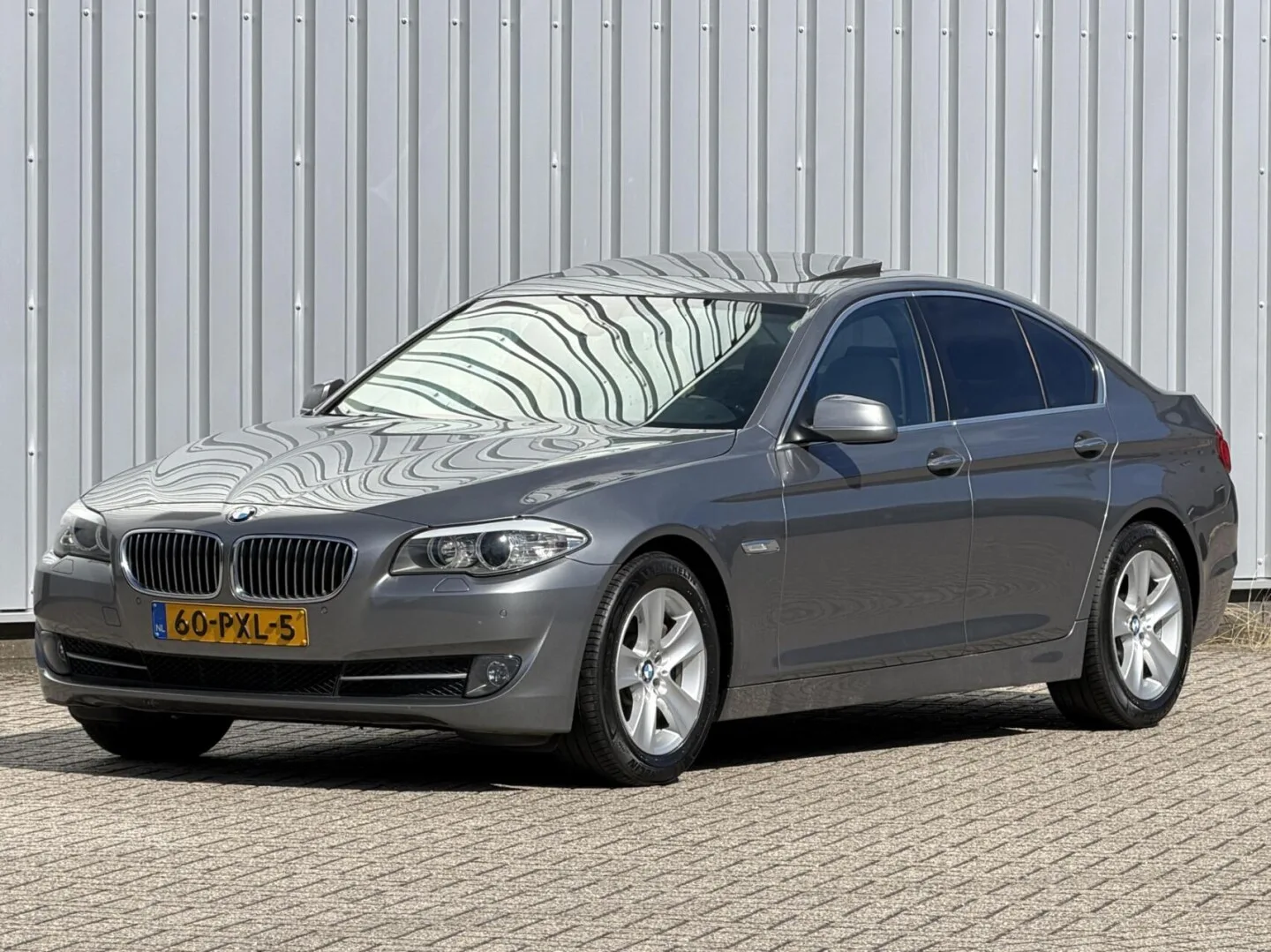 BMW 5-Serie (2011) — foto 1