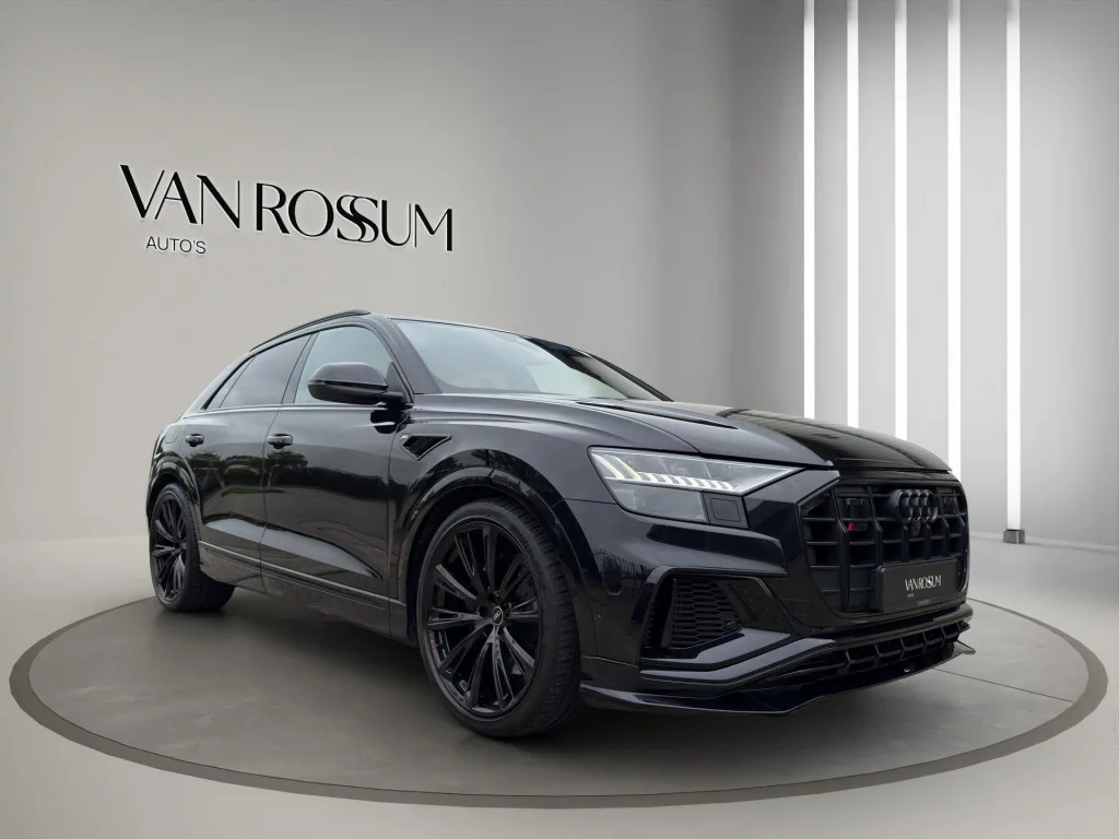 Audi SQ8 (2021) — foto 1