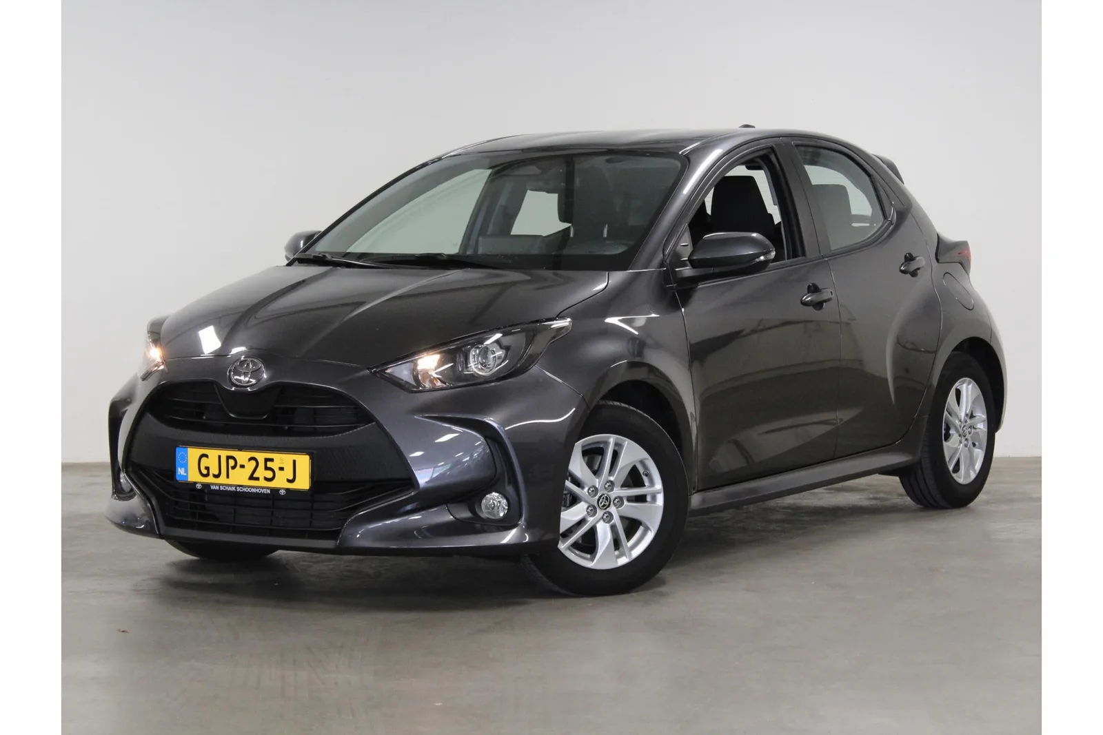 Toyota Yaris (2024) — foto 1