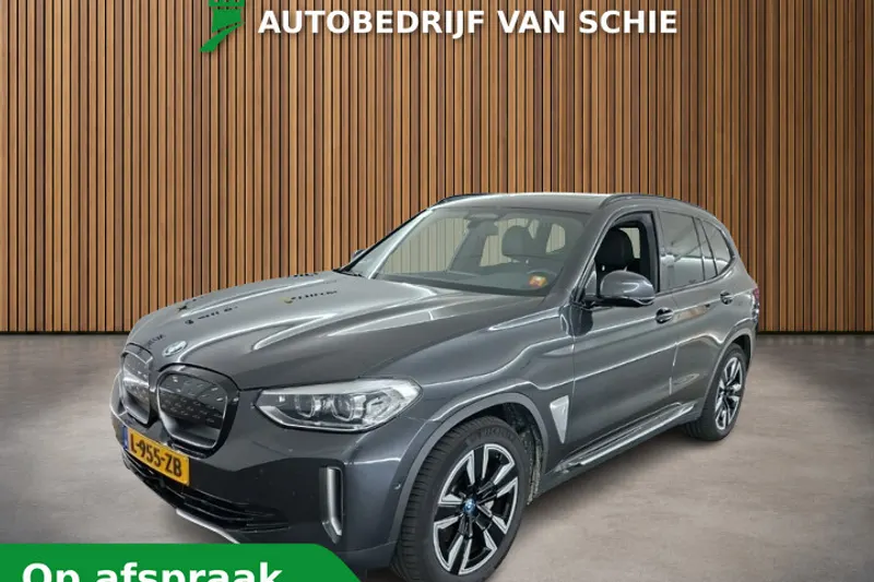 BMW iX3 (2021)