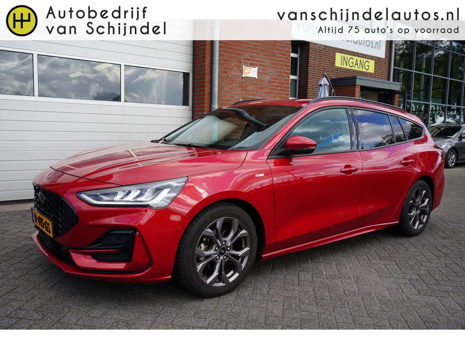 Ford Focus (2022) — foto 1
