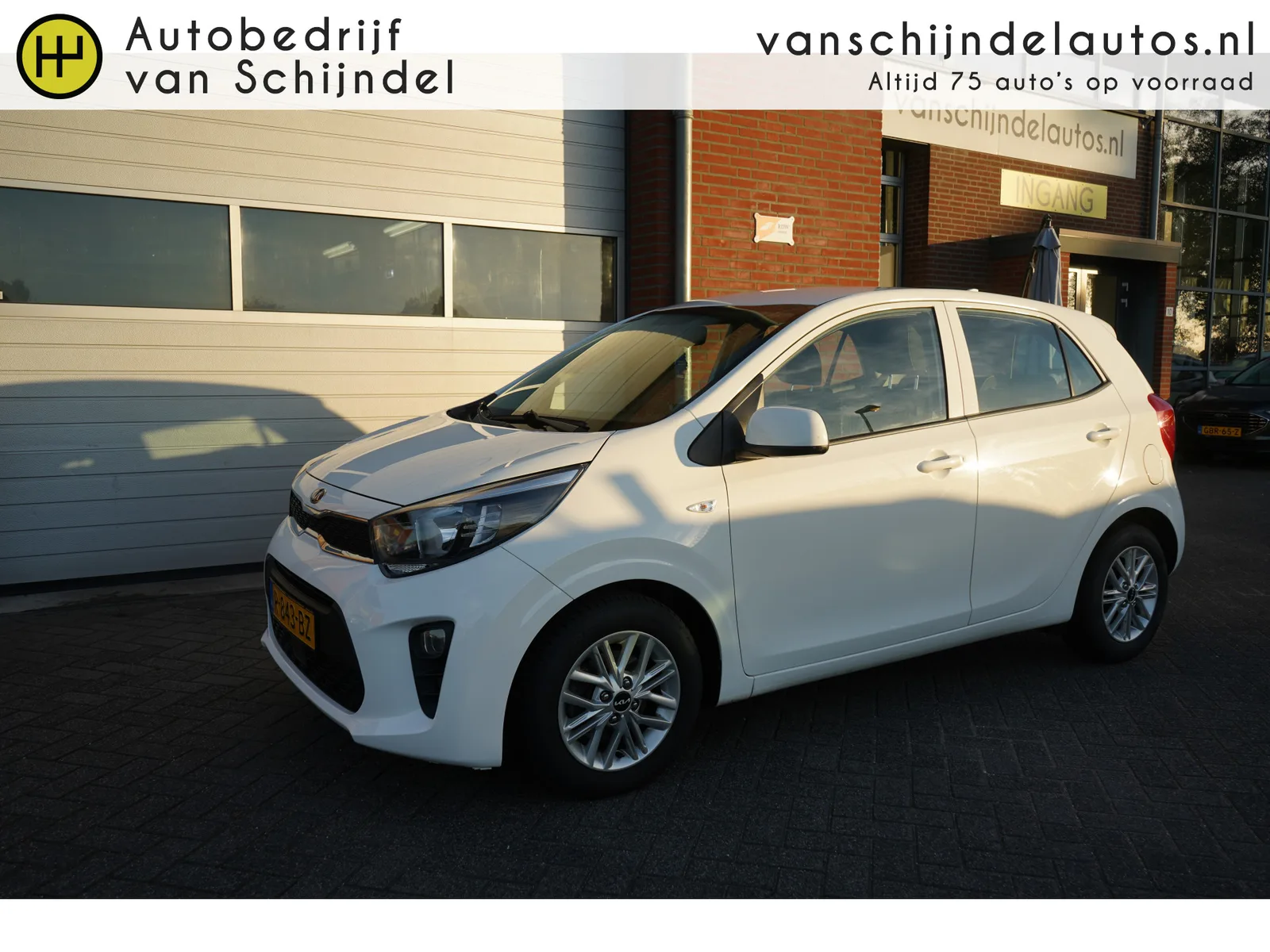 Kia Picanto (2022) — foto 1