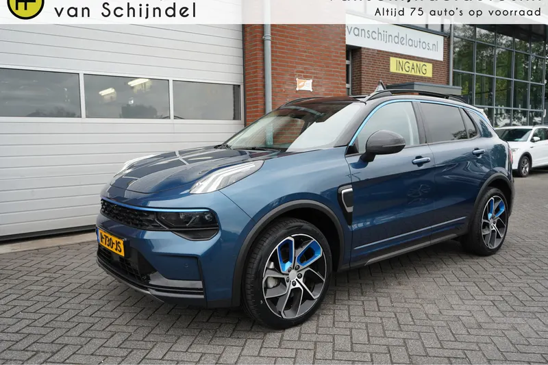 Lynk & Co 01 (2022)
