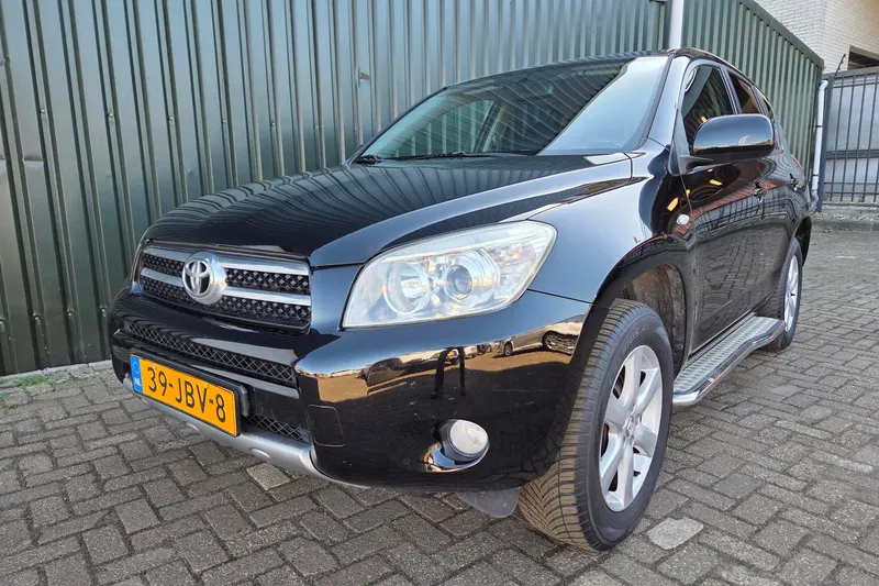 Toyota RAV4 (2009)