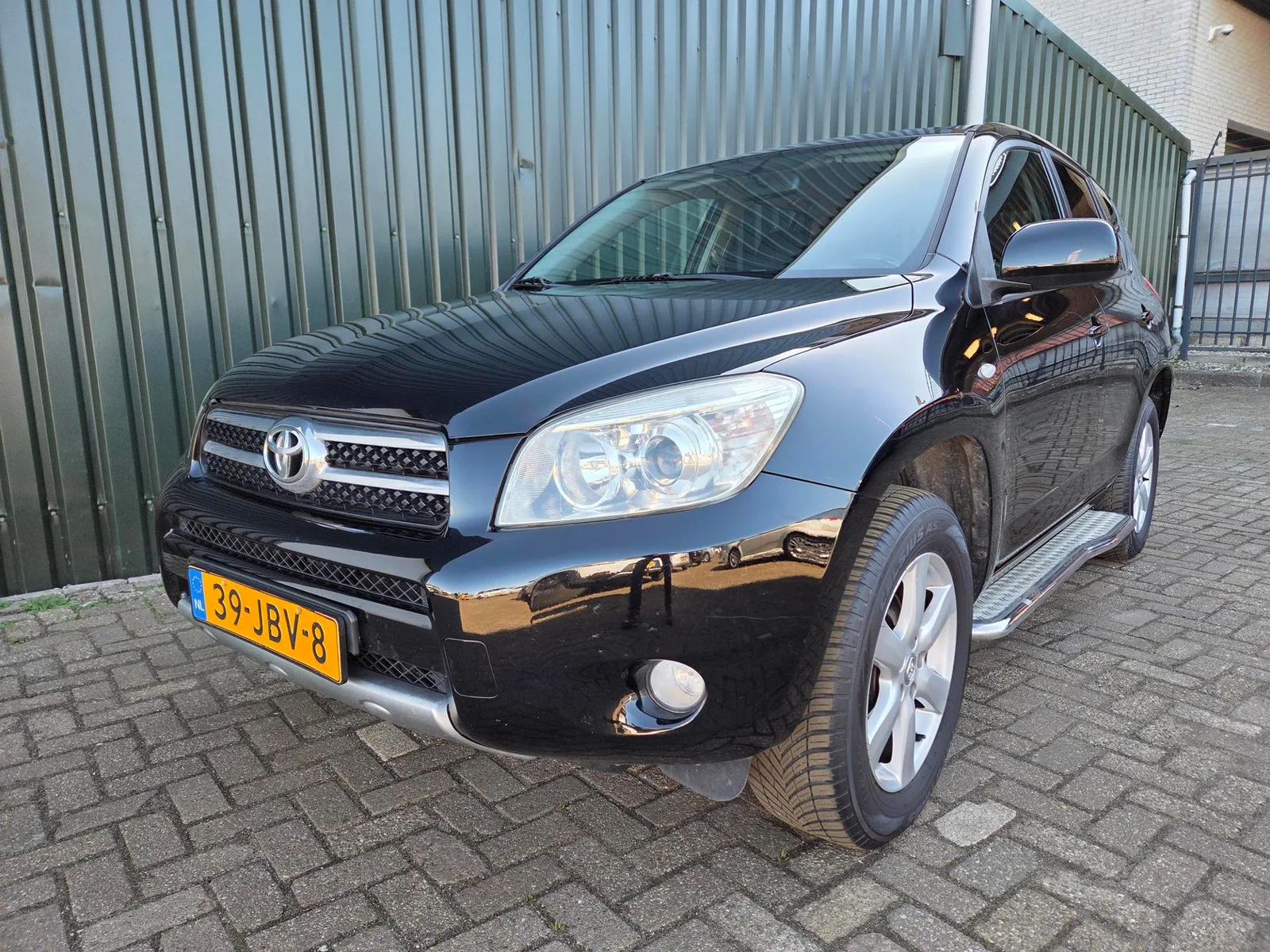 Toyota RAV4 (2009) — foto 1