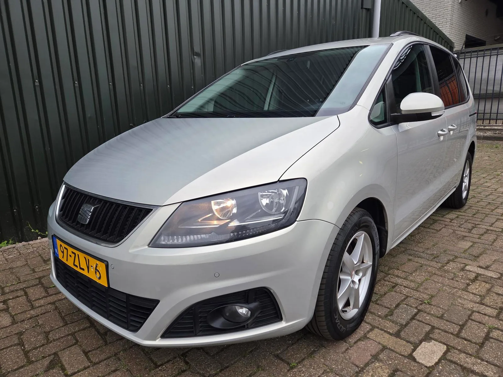 SEAT Alhambra (2013) — foto 1