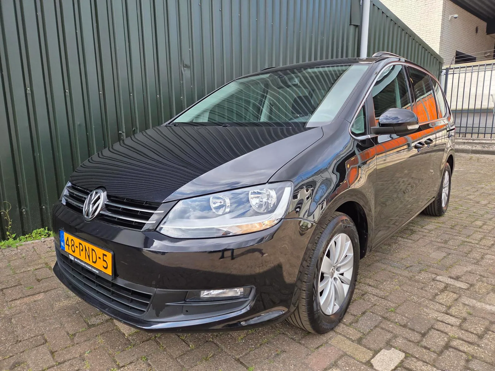 Volkswagen Sharan (2011) — foto 1