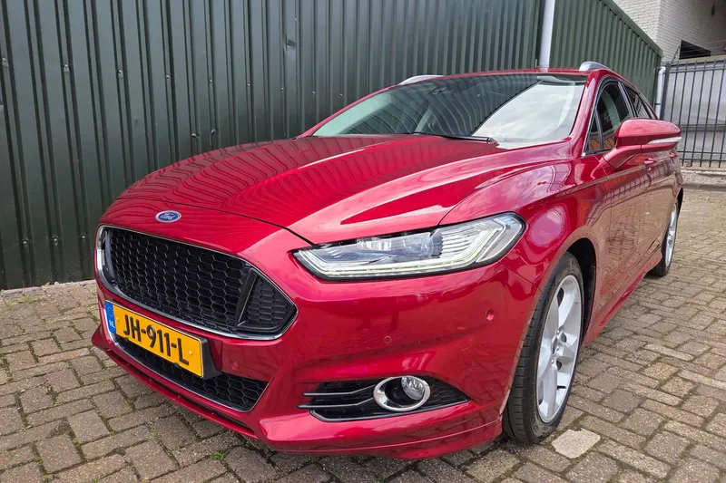 Ford Mondeo (2015)
