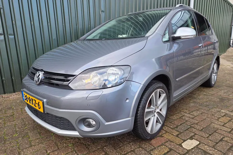 Volkswagen Golf (2010)