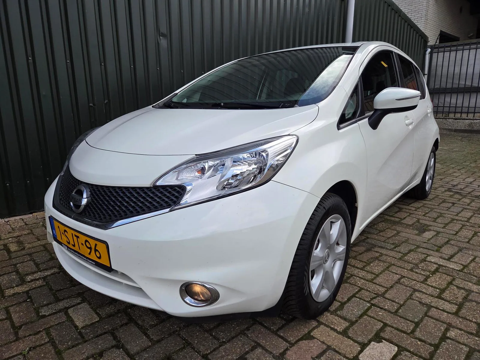 Nissan Note (2013) — foto 1