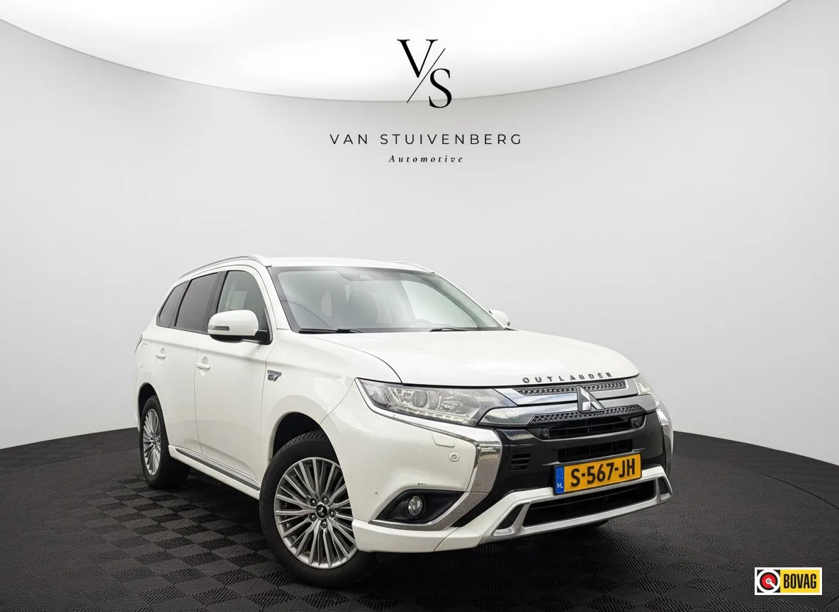 Mitsubishi Outlander (2019) — foto 1