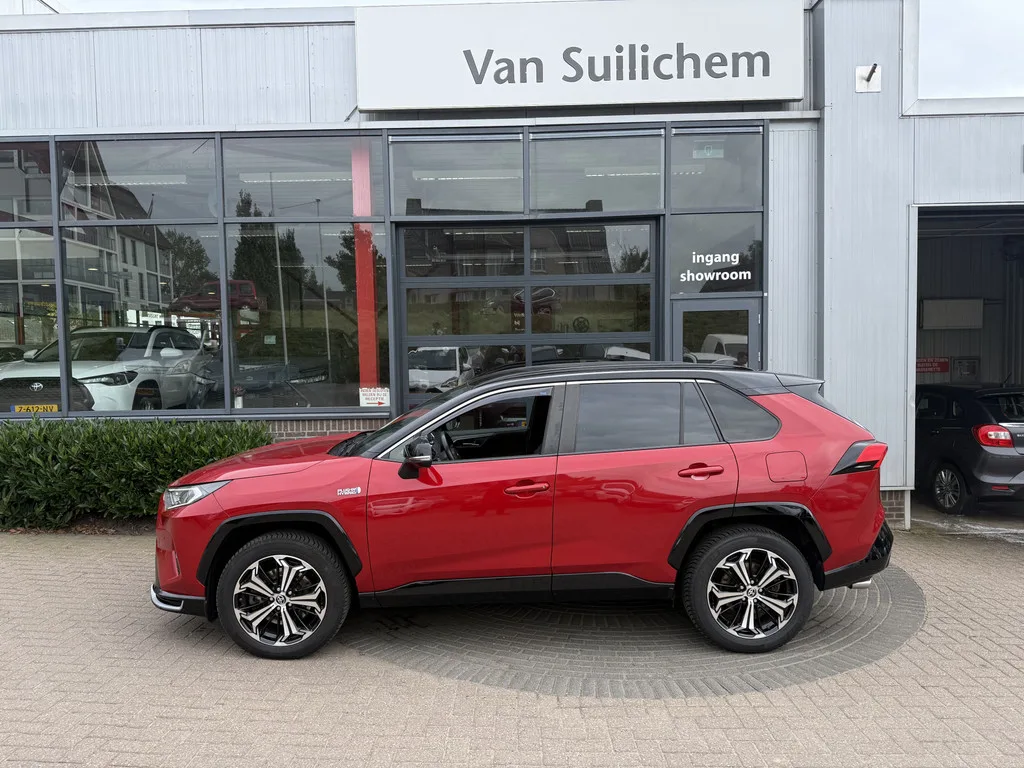 Toyota RAV4 (2021) — foto 1