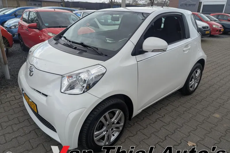 Toyota iQ (2009)