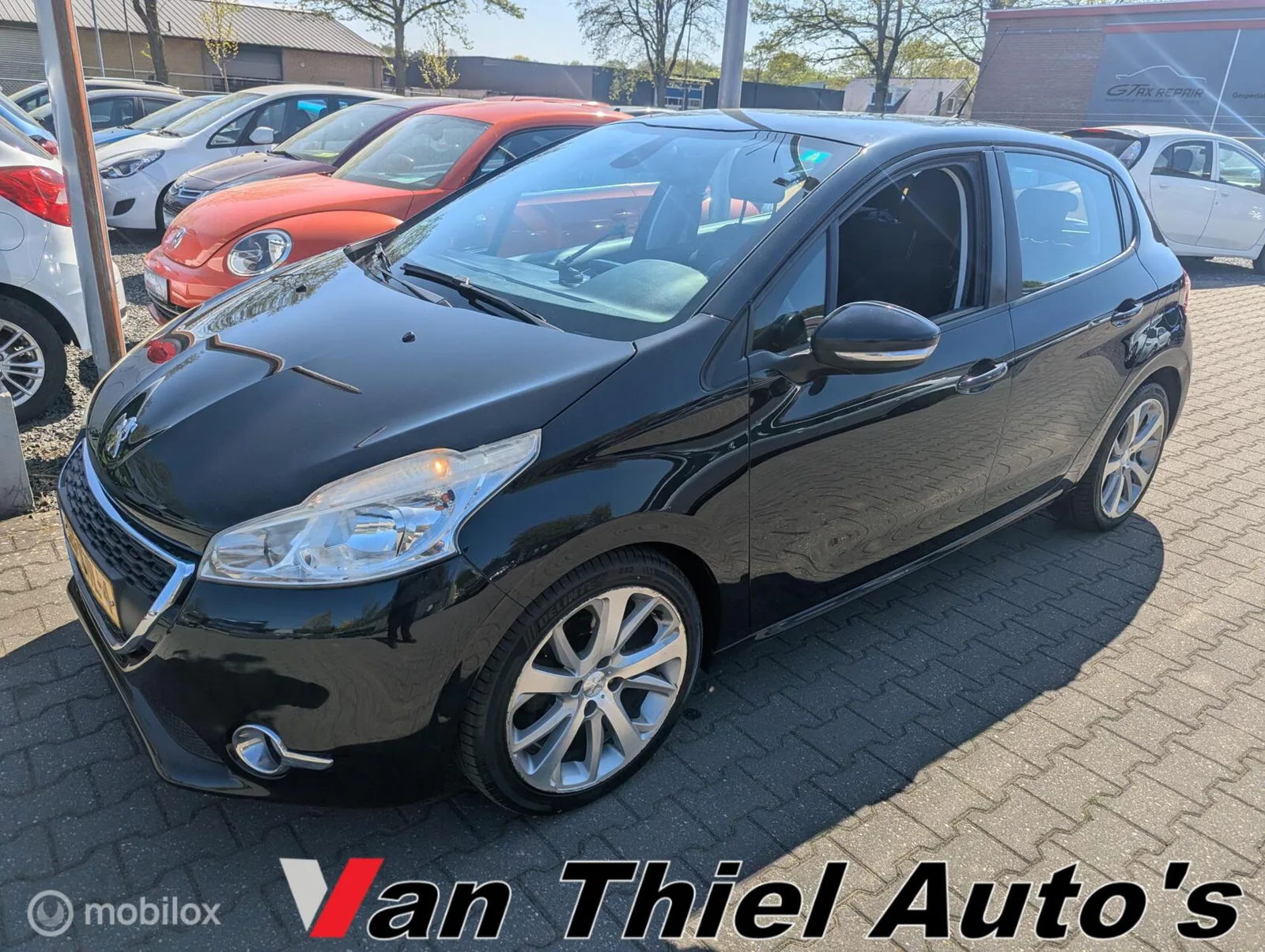 Peugeot 208 (2012) — foto 1