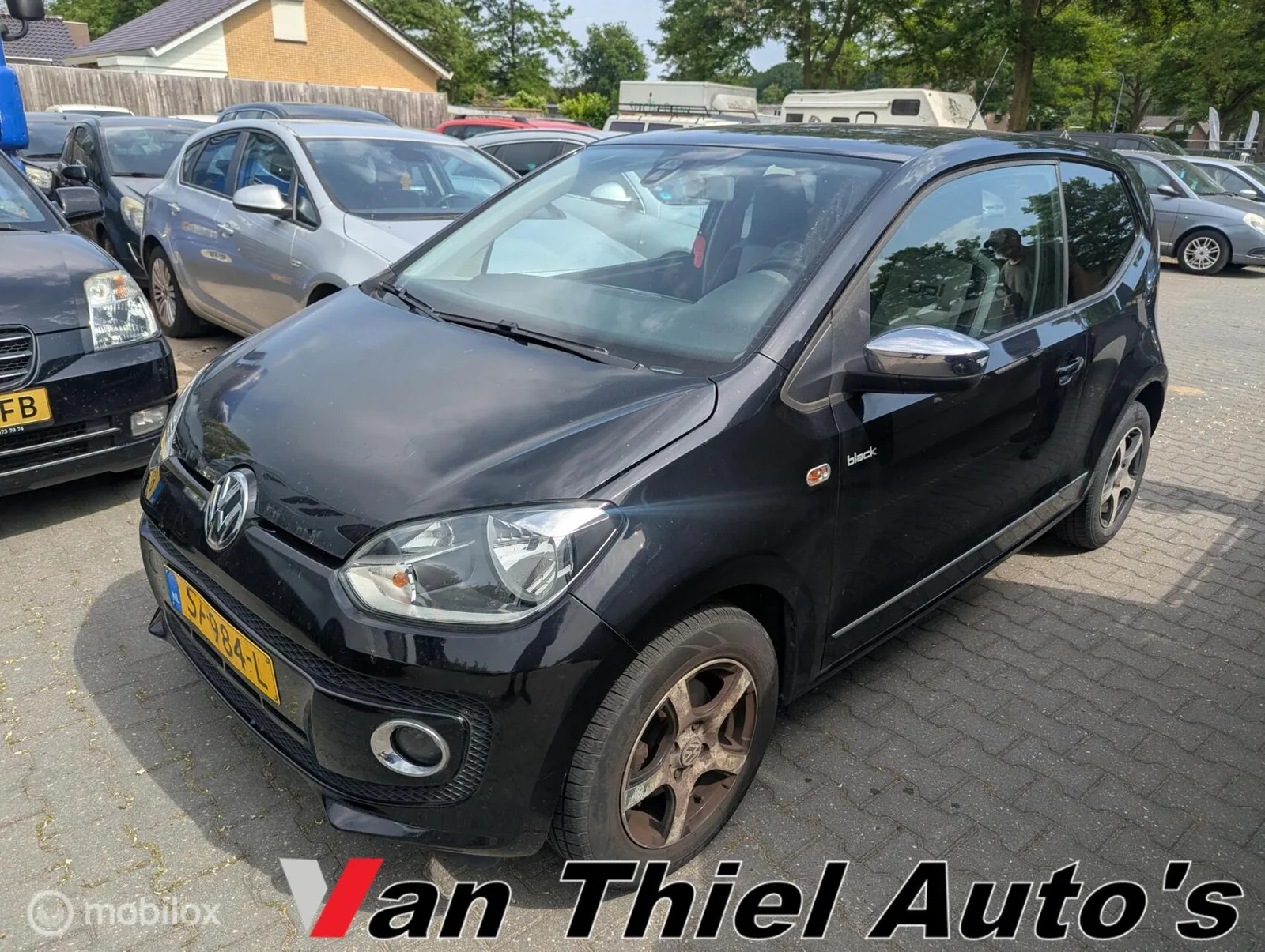 Volkswagen Up! (2012) — foto 1